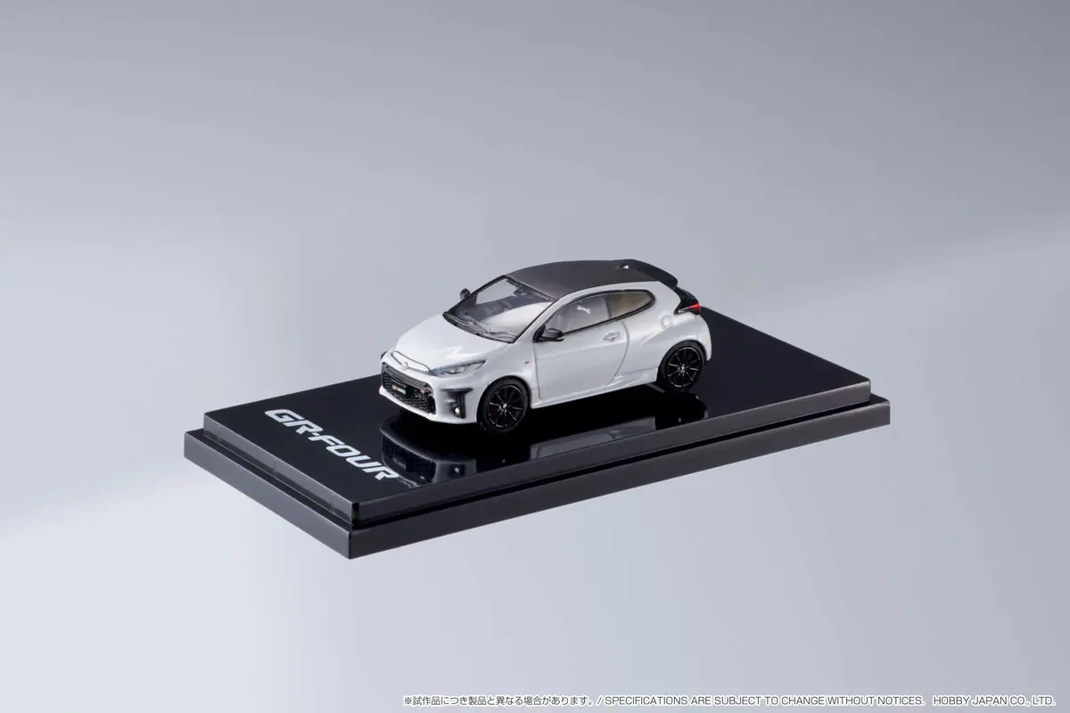 Hobby Japan Hj642024hpw Toyota Gr Yaris Rz High Peformance Platinum White Pearl Mica 1
