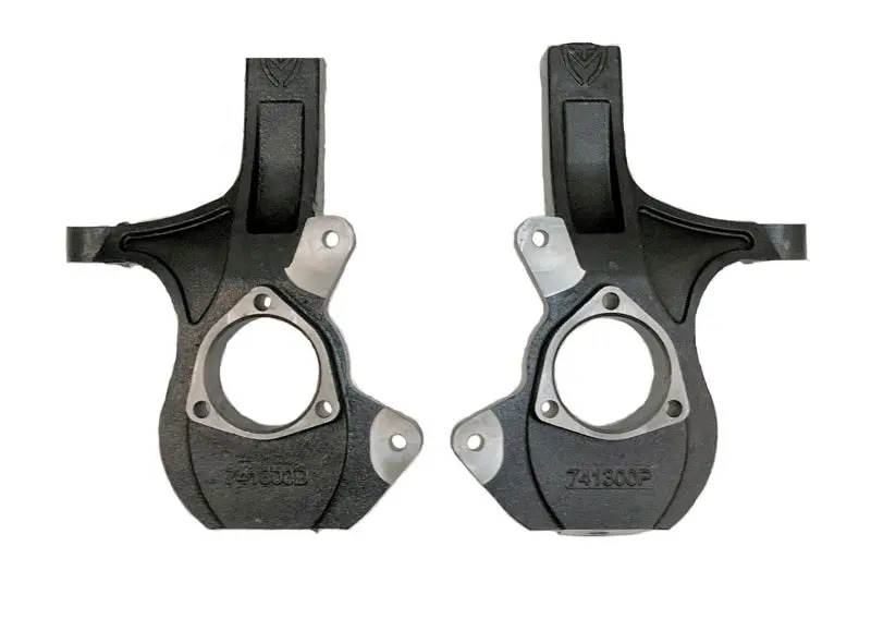Maxtrac Front Steering Knuckles For 2014–2018 Gm K1500 4Wd Trucks (Non-Magneride) 1